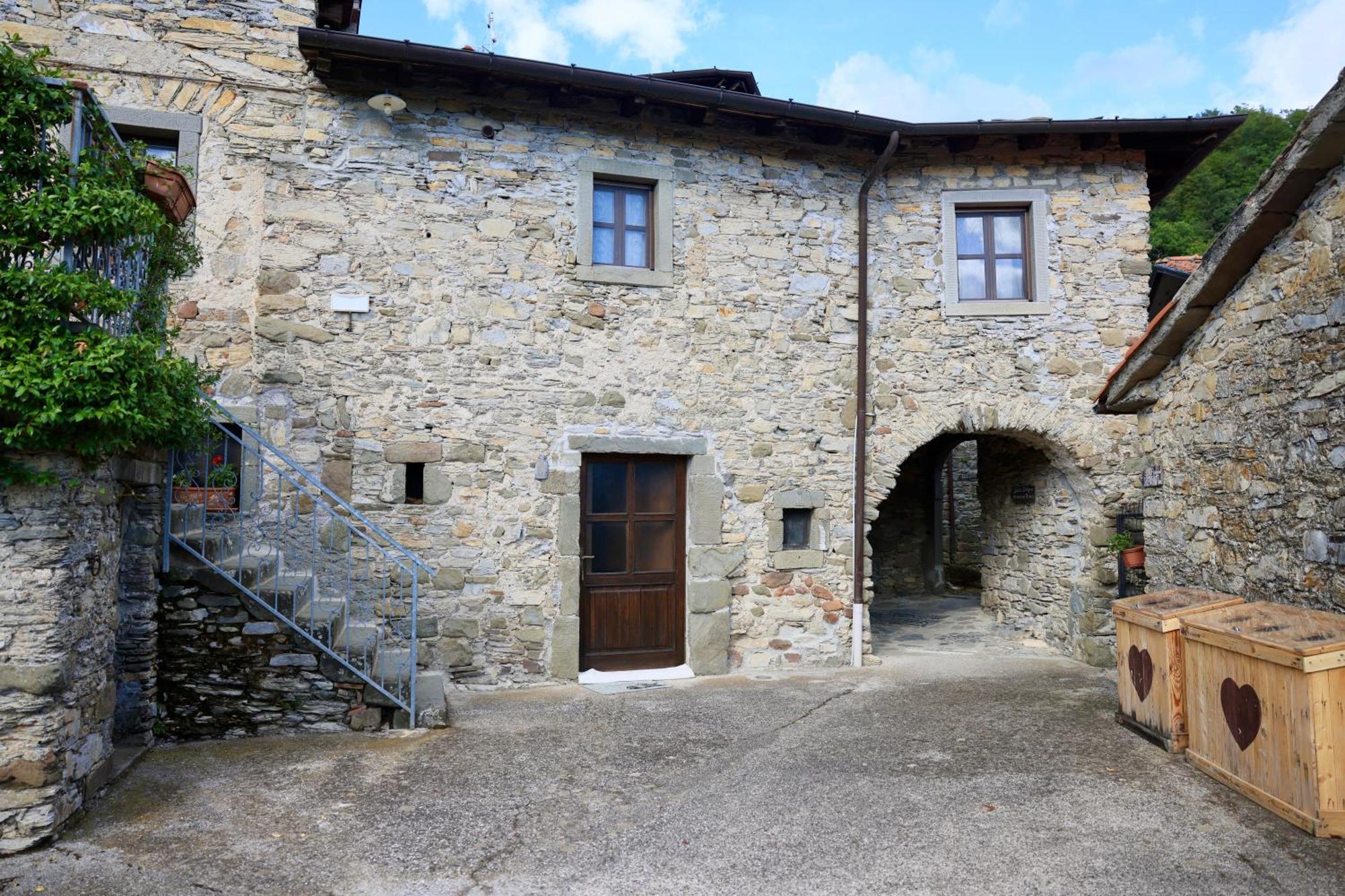 Agriturismo Montagna Verde Apella Licciana Nardi Eksteriør bilde